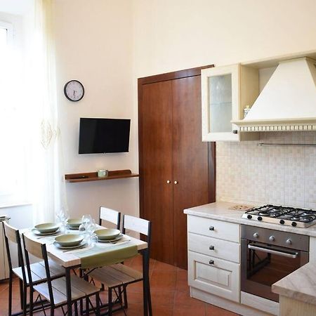 Leghorn - Centro & Mare - Appartamento Ливорно Экстерьер фото